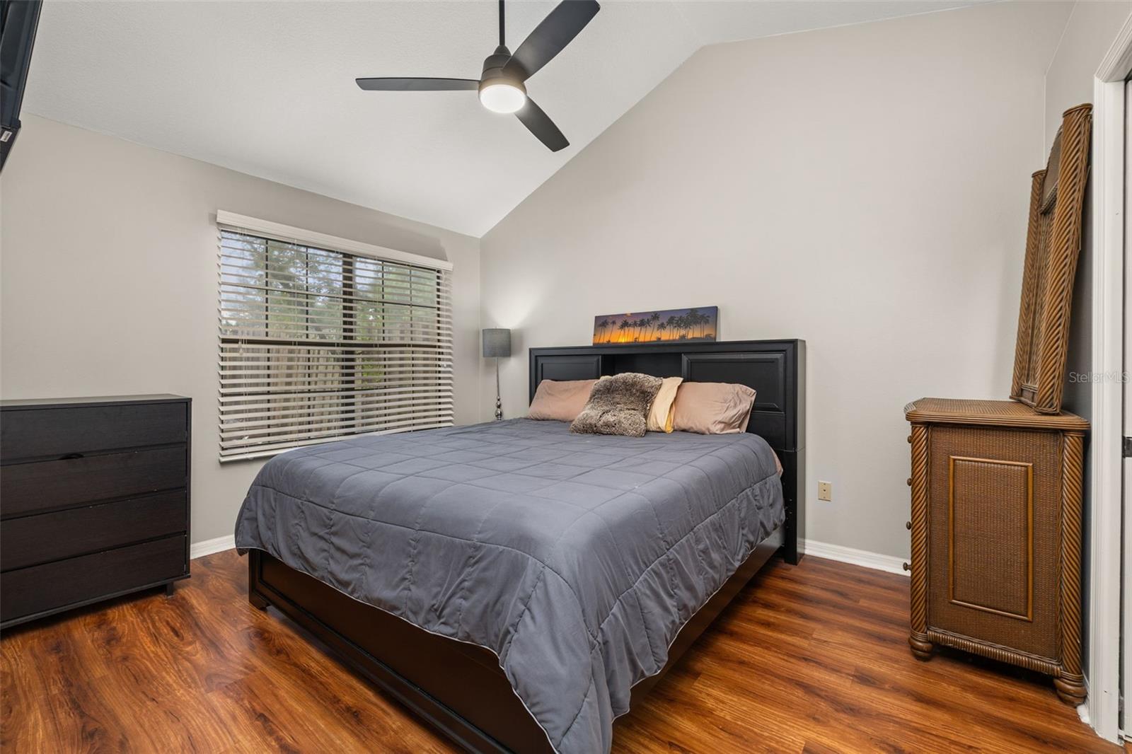Image 26 of 73 For 2259 Doulton Drive