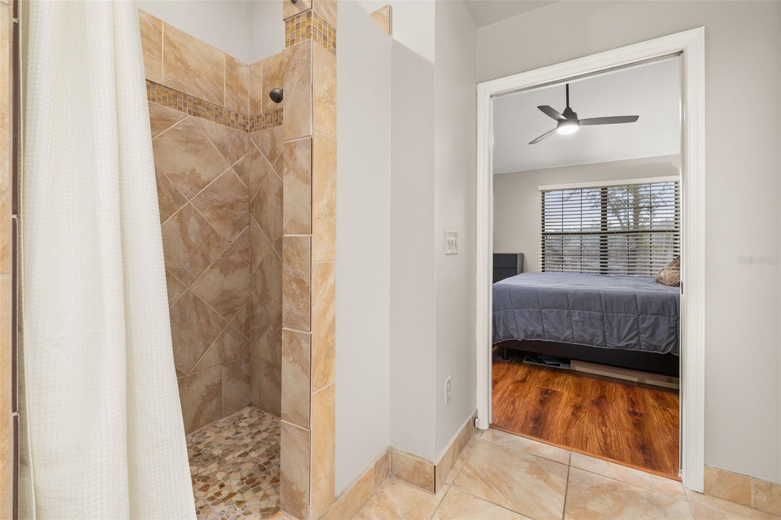 Image 31 of 73 For 2259 Doulton Drive