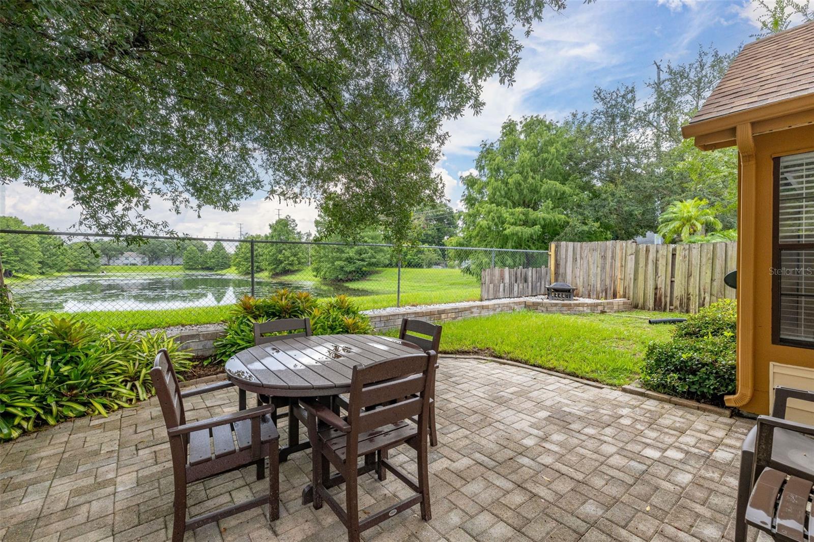 Image 40 of 73 For 2259 Doulton Drive