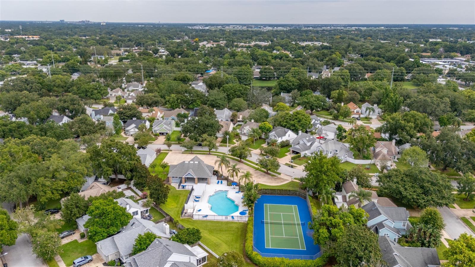 Image 71 of 73 For 2259 Doulton Drive