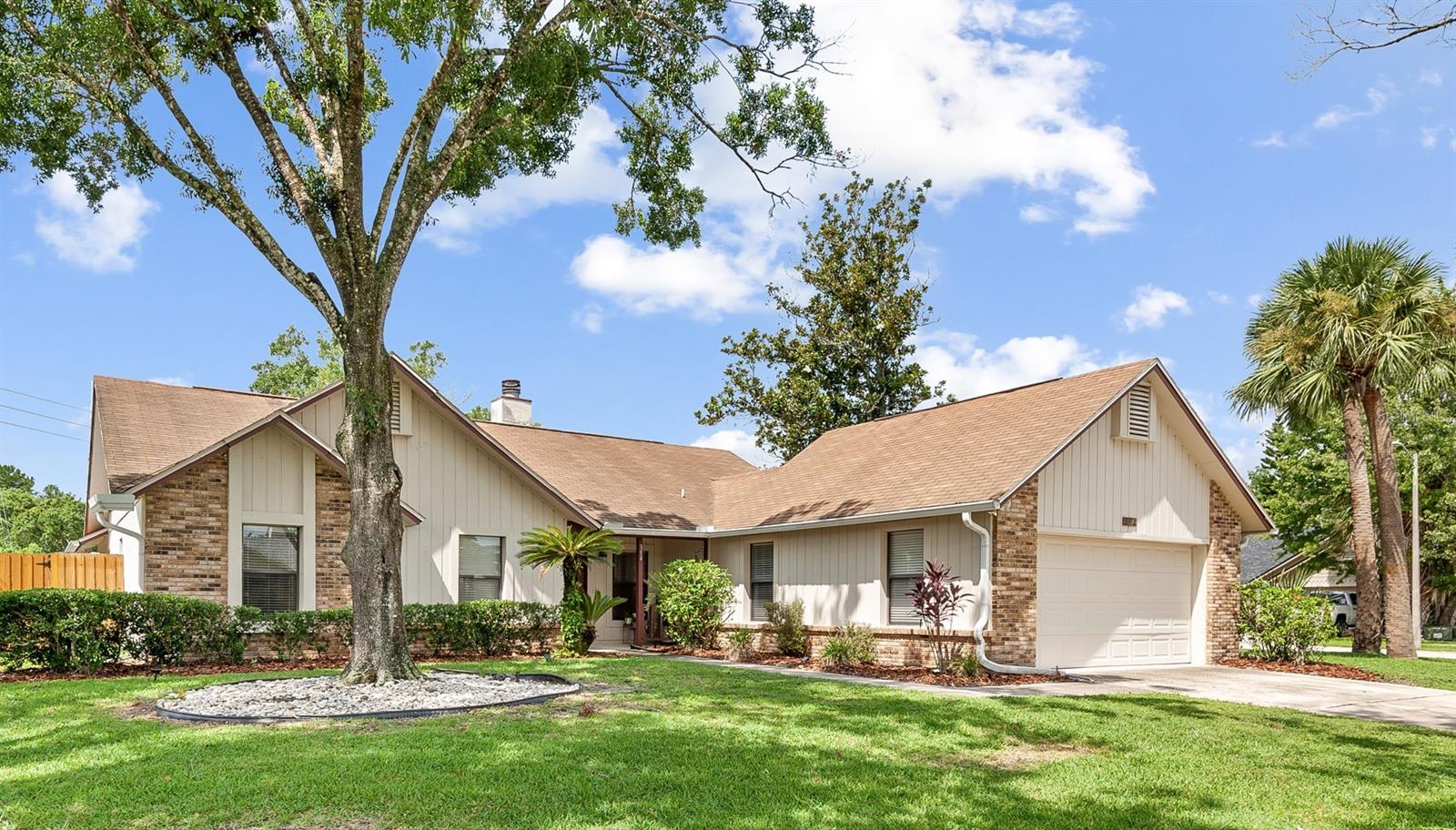 Image 4 of 28 For 354 Brushwood Lane