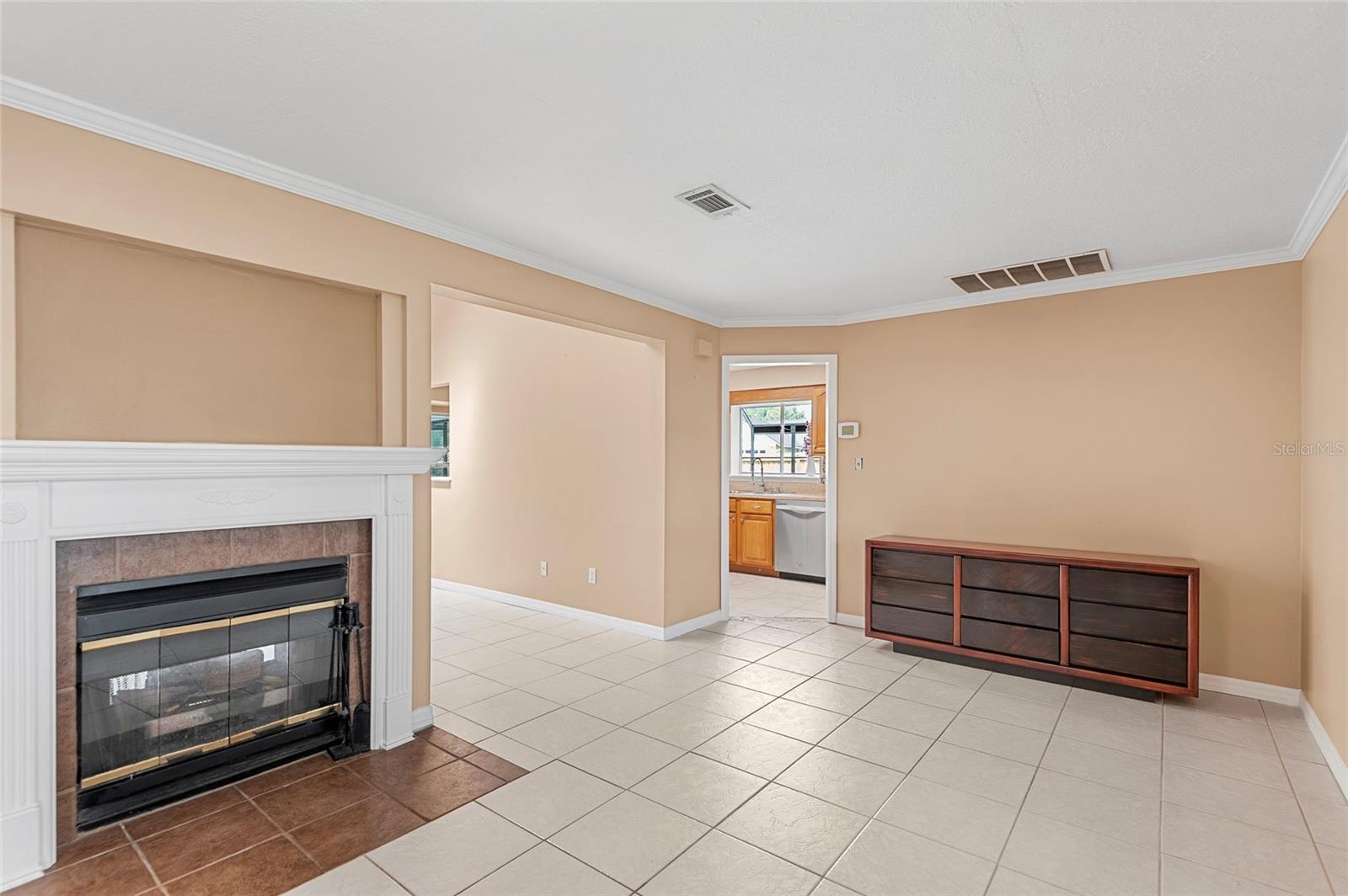 Image 7 of 28 For 354 Brushwood Lane