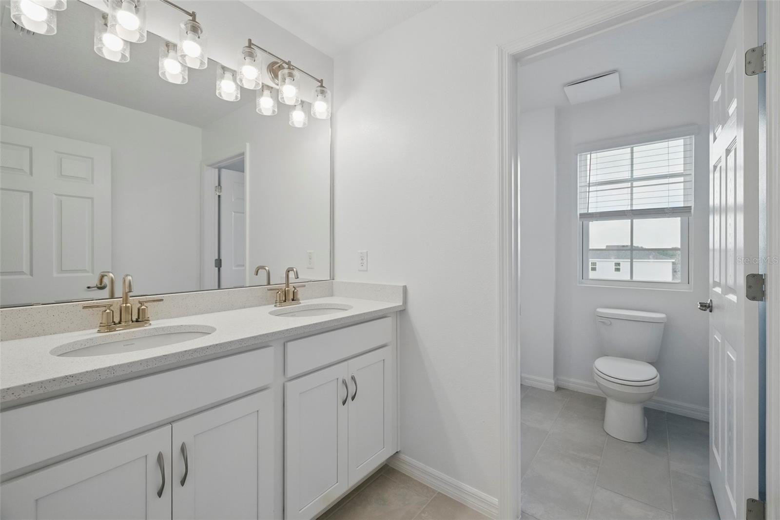 Image 8 of 14 For 27476 Black Kite Avenue