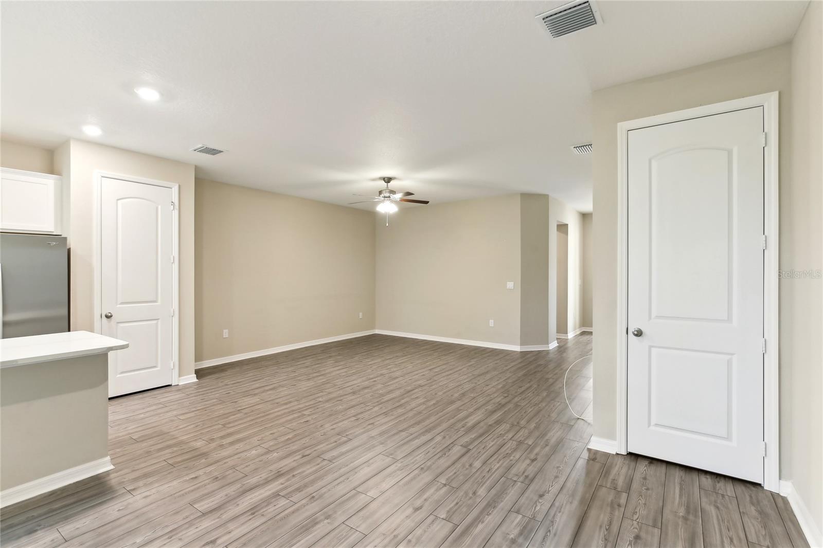 Image 17 of 50 For 11208 Cay Spruce Way