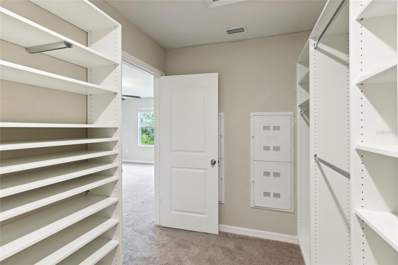Image 29 of 50 For 11208 Cay Spruce Way
