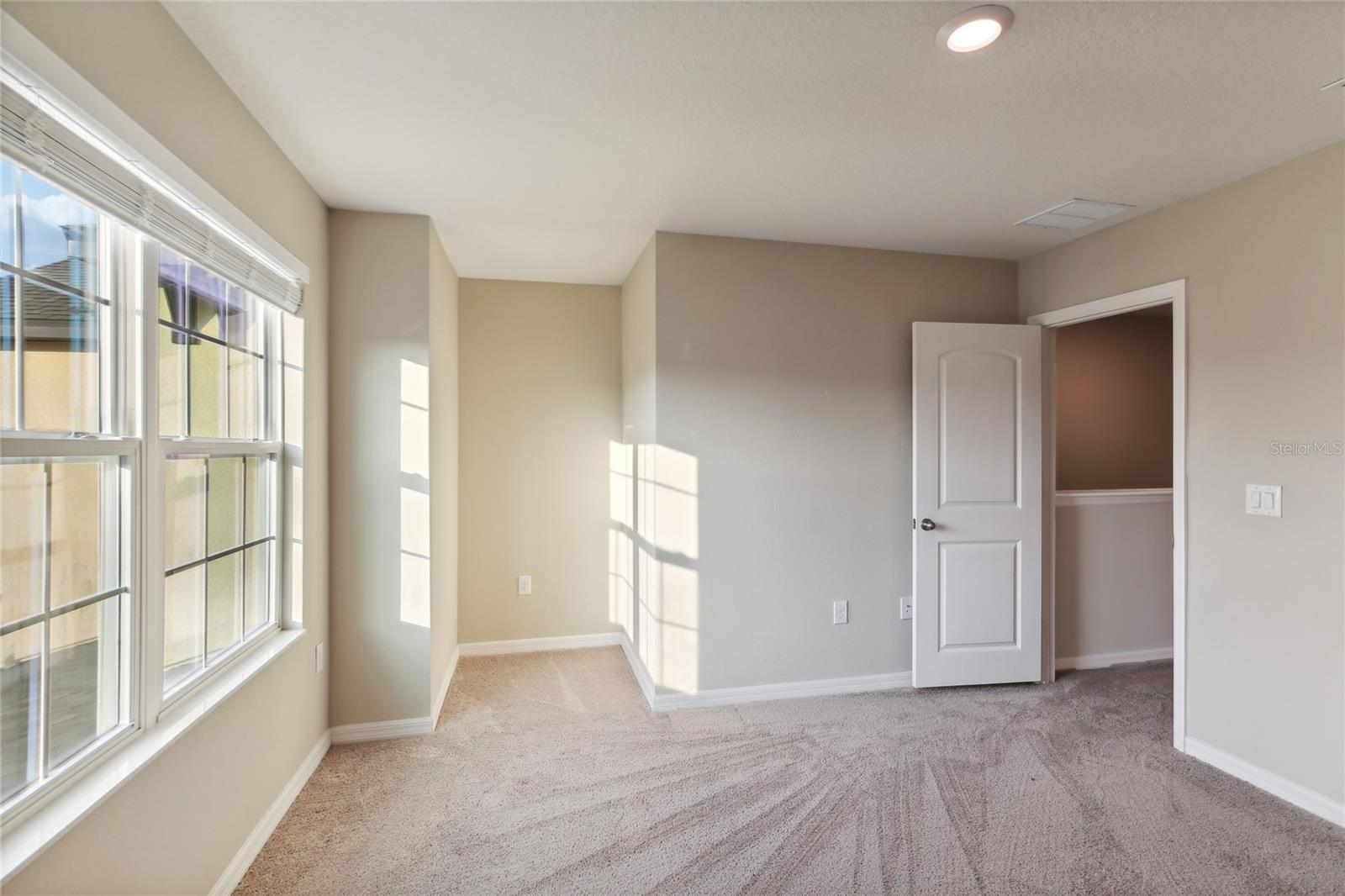 Image 37 of 50 For 11208 Cay Spruce Way