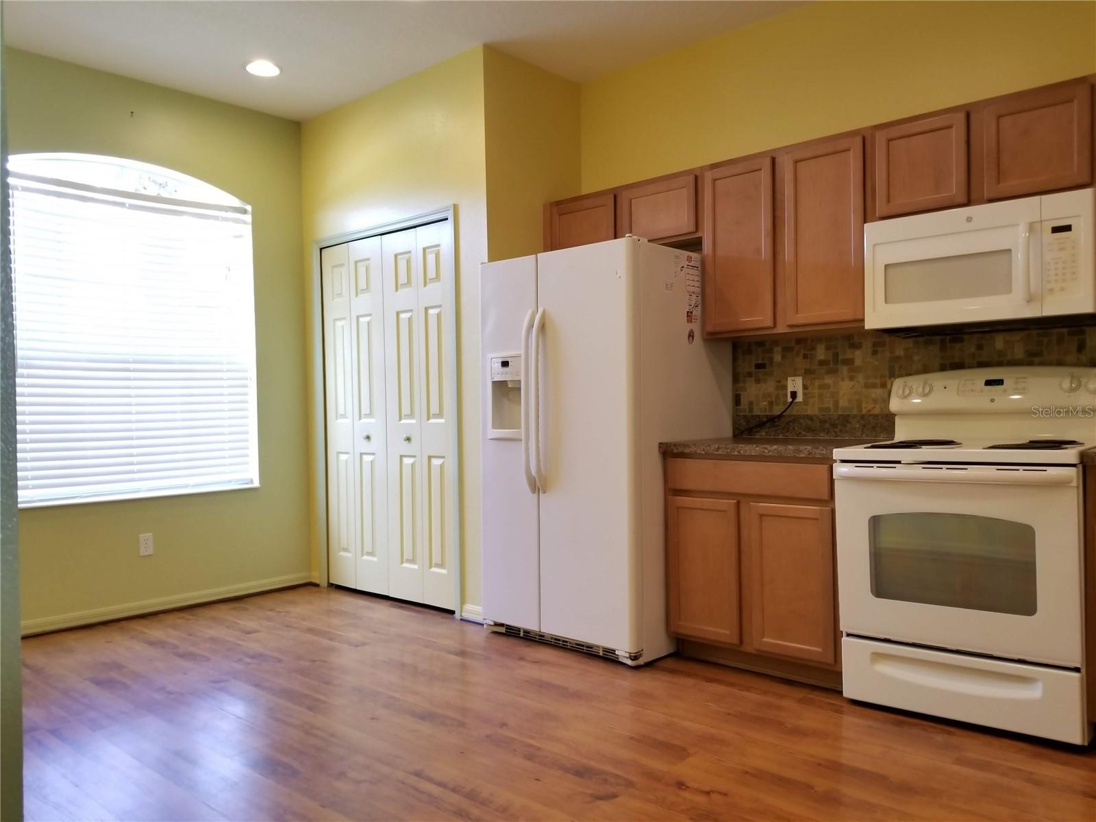 Image 3 of 20 For 3856 Enchantment Lane