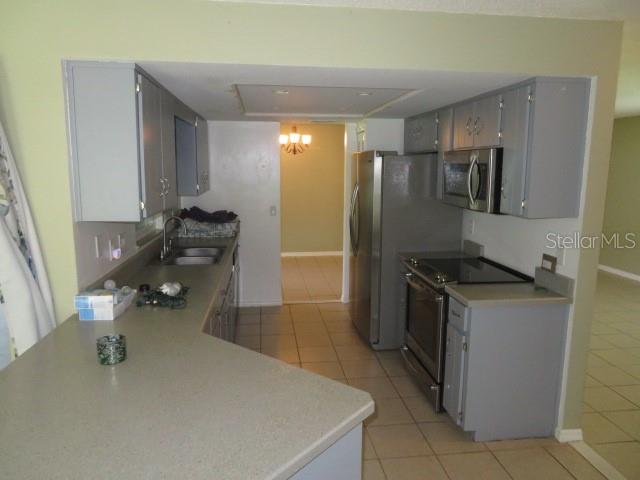 Image 36 of 84 For 839 Rosemere Circle