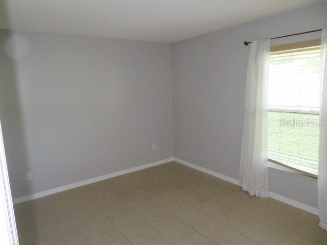 Image 47 of 84 For 839 Rosemere Circle