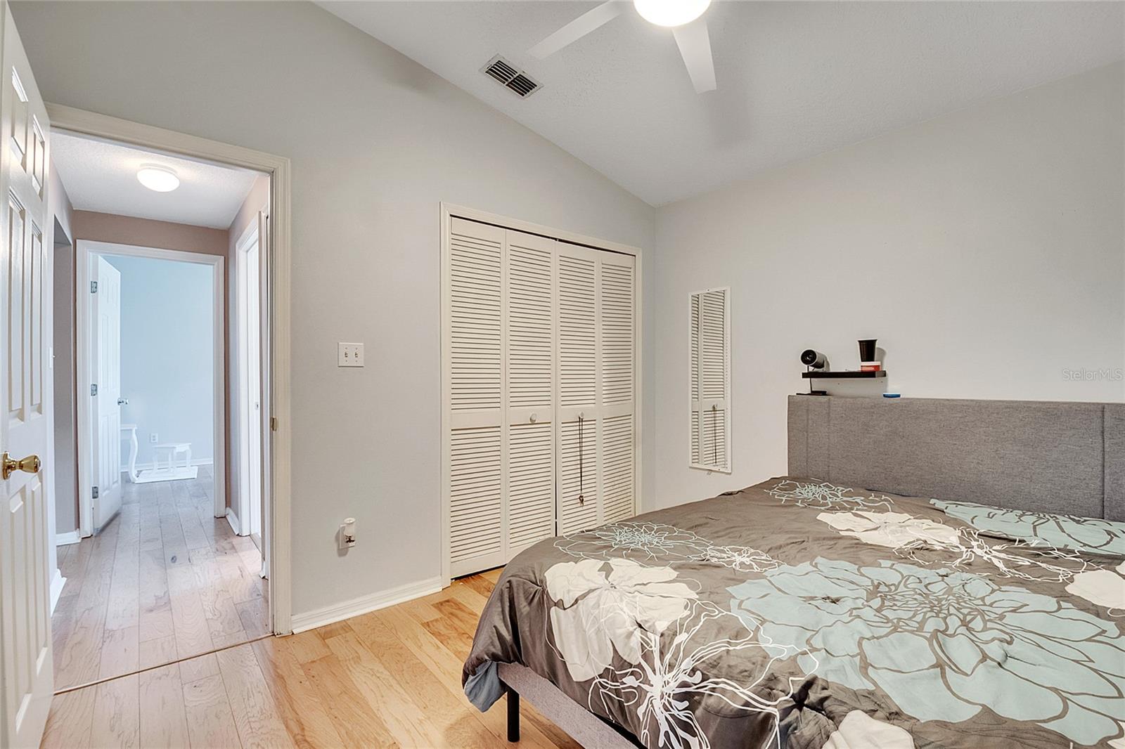 Image 10 of 17 For 6215 Brookhill Circle