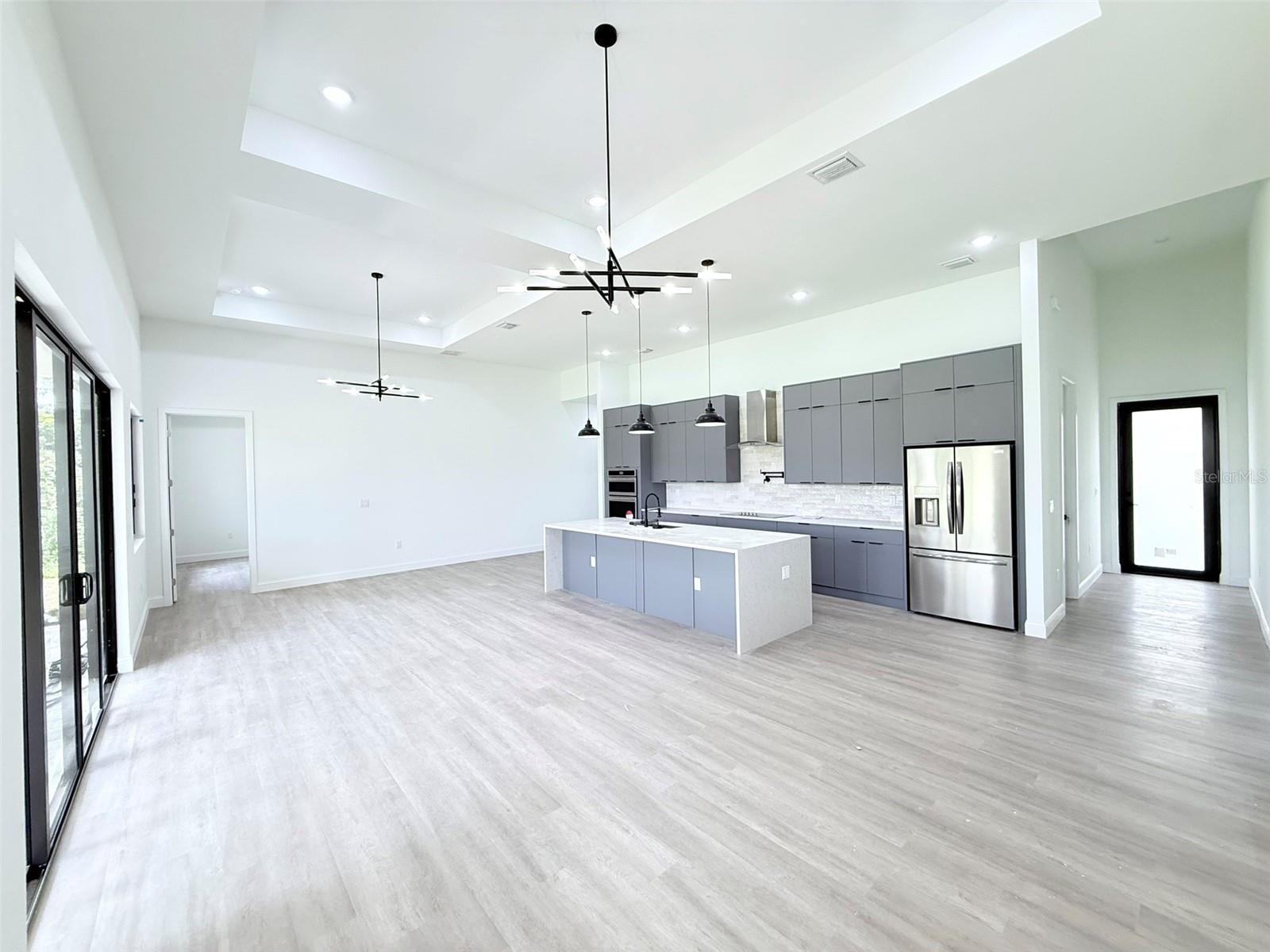 Image 12 of 32 For 1177 Petronia Street