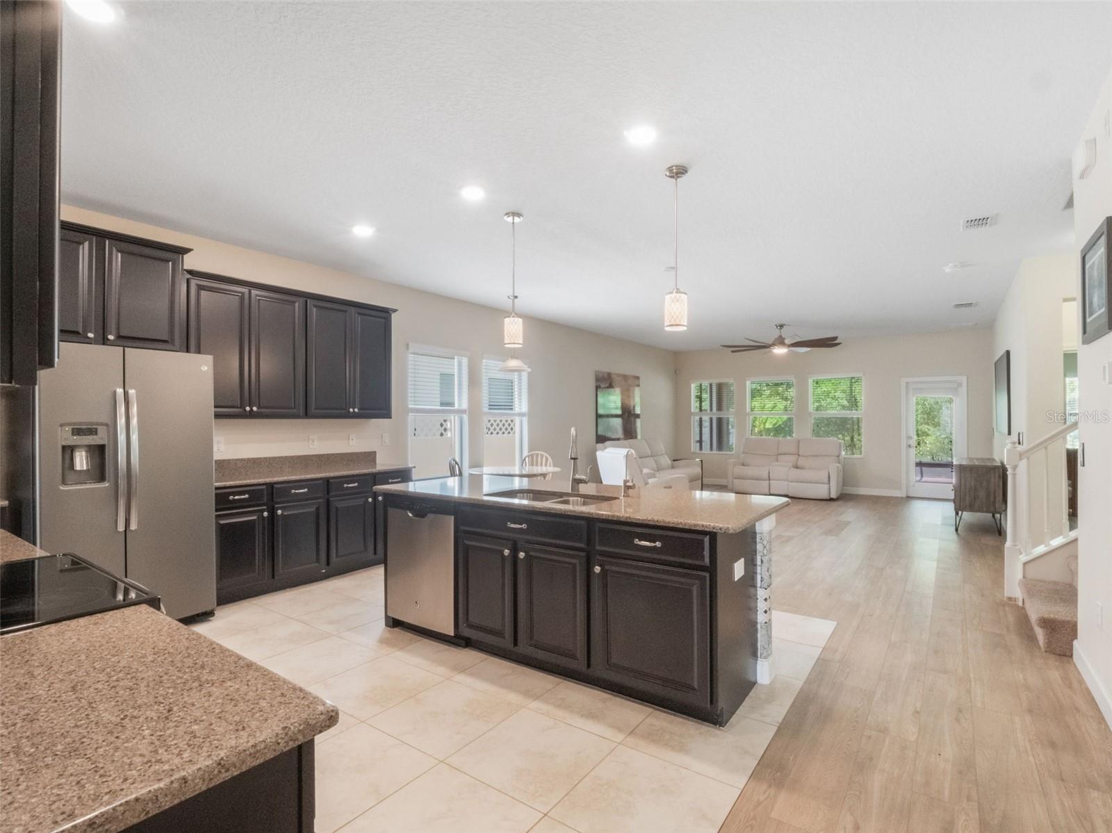Image 11 of 33 For 13254 Penshurst Lane