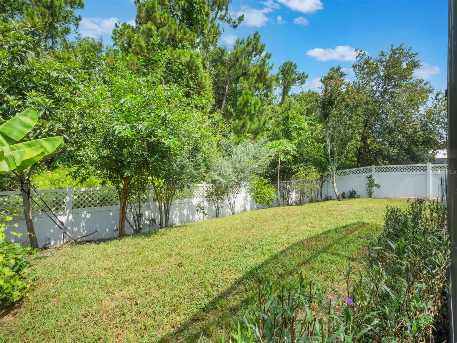 Image 32 of 33 For 13254 Penshurst Lane