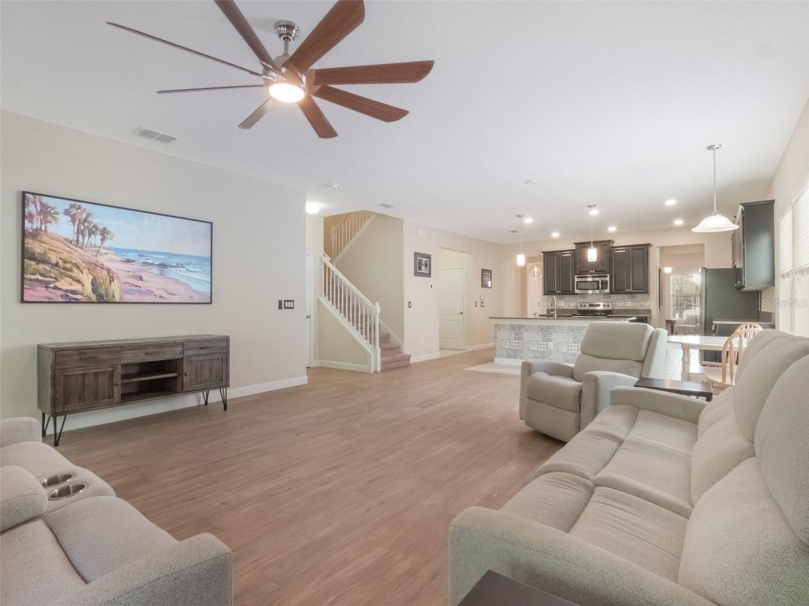 Image 4 of 33 For 13254 Penshurst Lane
