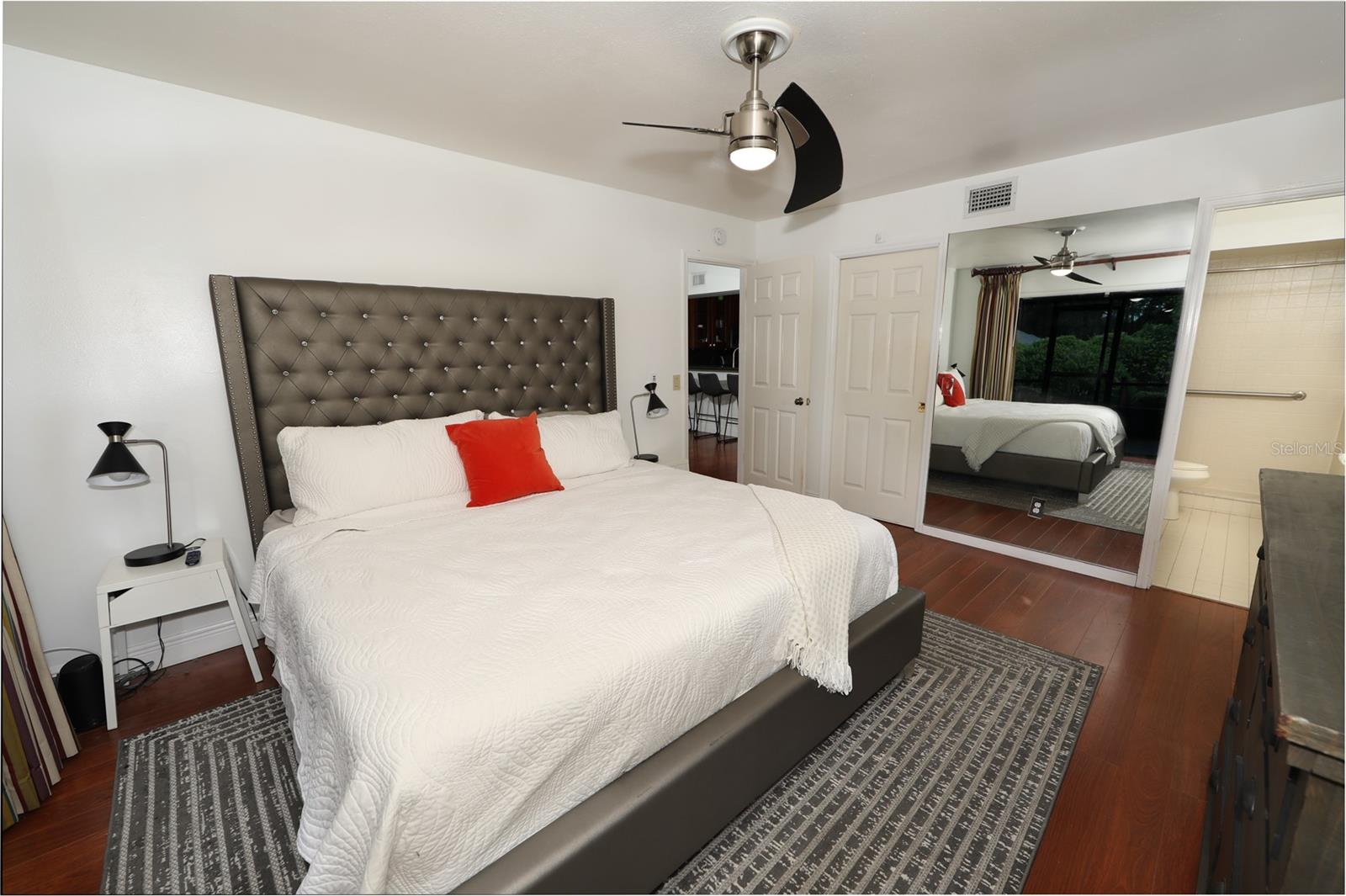 Image 11 of 26 For 3913 Villas Green Circle 3913