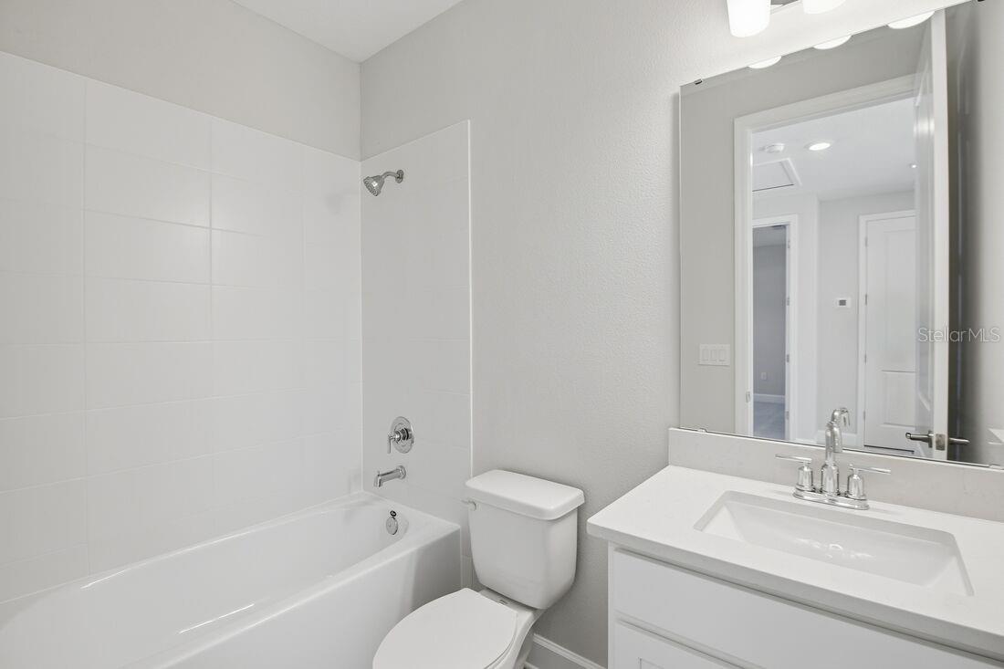 Image 30 of 43 For 12886 Harvest Rain Avenue