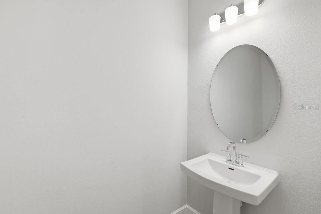 Image 31 of 43 For 12886 Harvest Rain Avenue