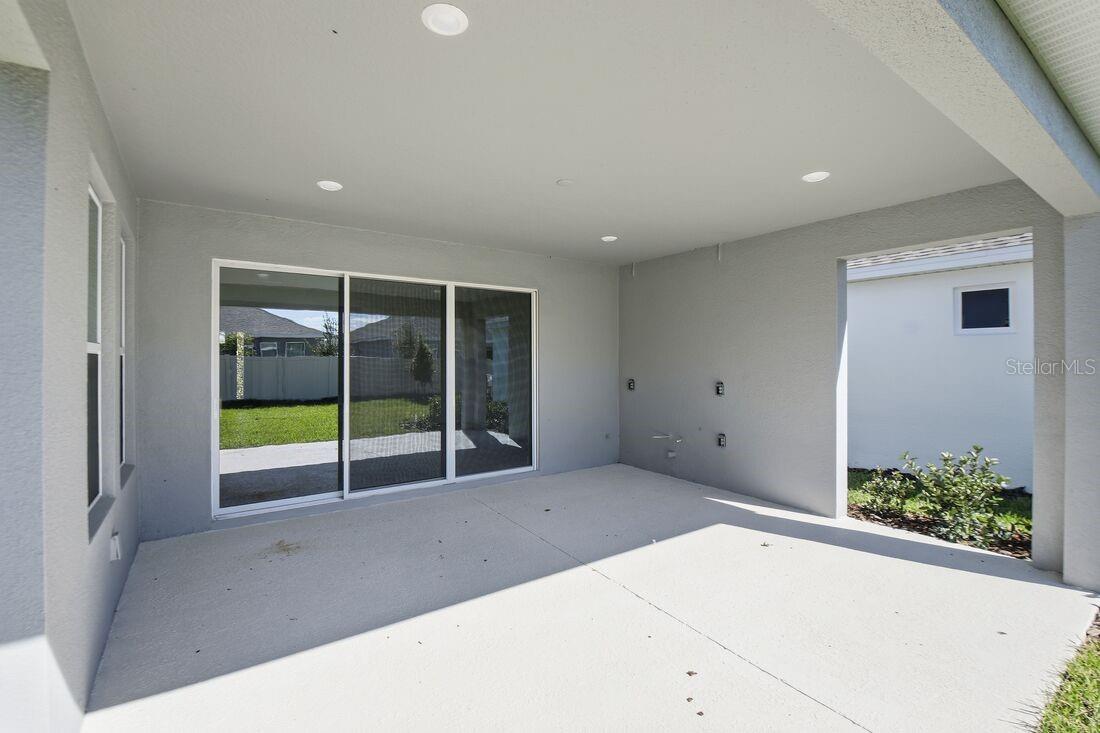 Image 36 of 43 For 12886 Harvest Rain Avenue