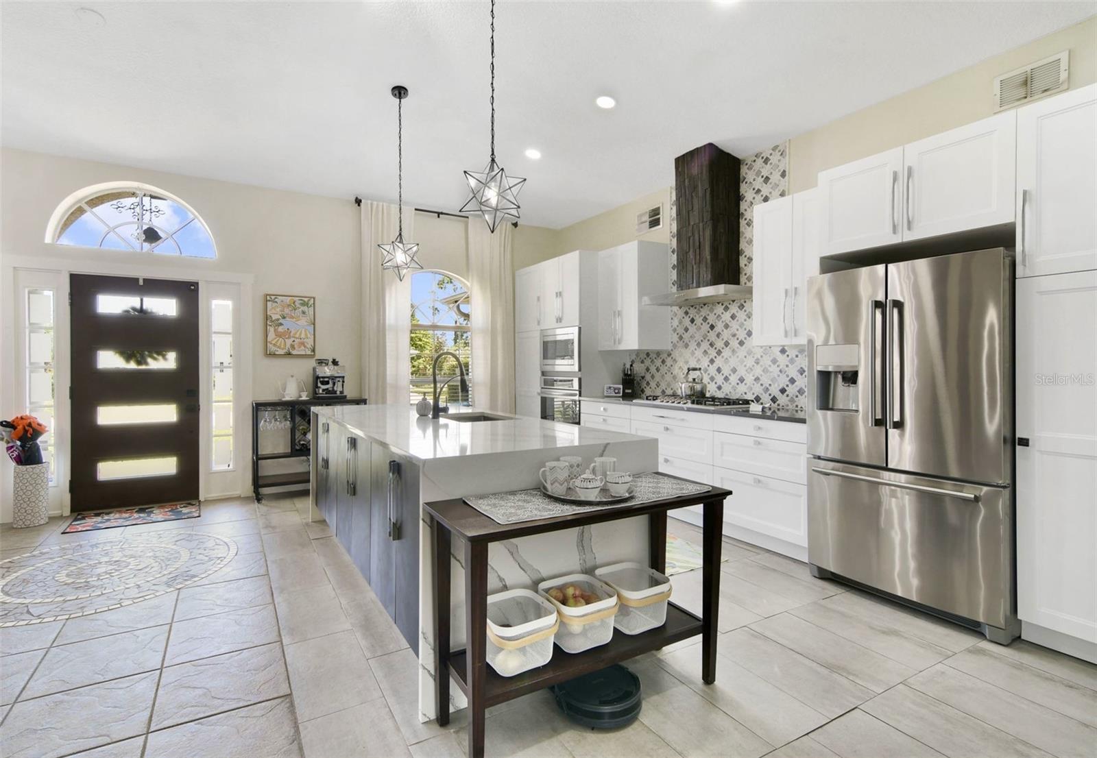Image 11 of 40 For 8418 Rose Groves Road