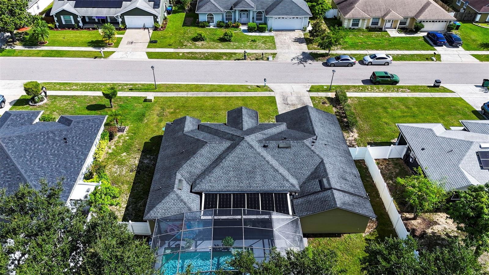 Image 3 of 40 For 8418 Rose Groves Road