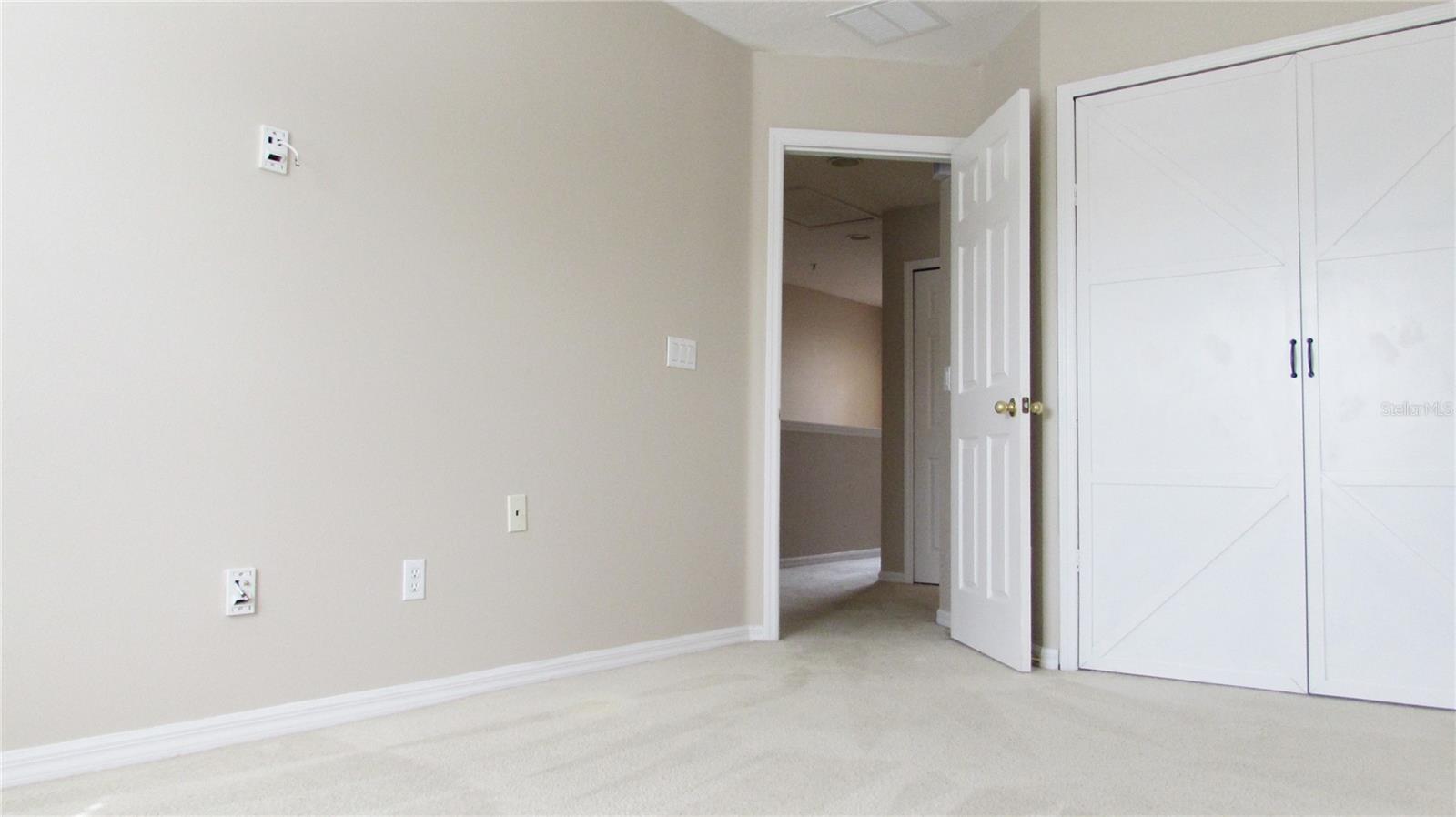 Image 13 of 15 For 9434 Silver Buttonwood Street