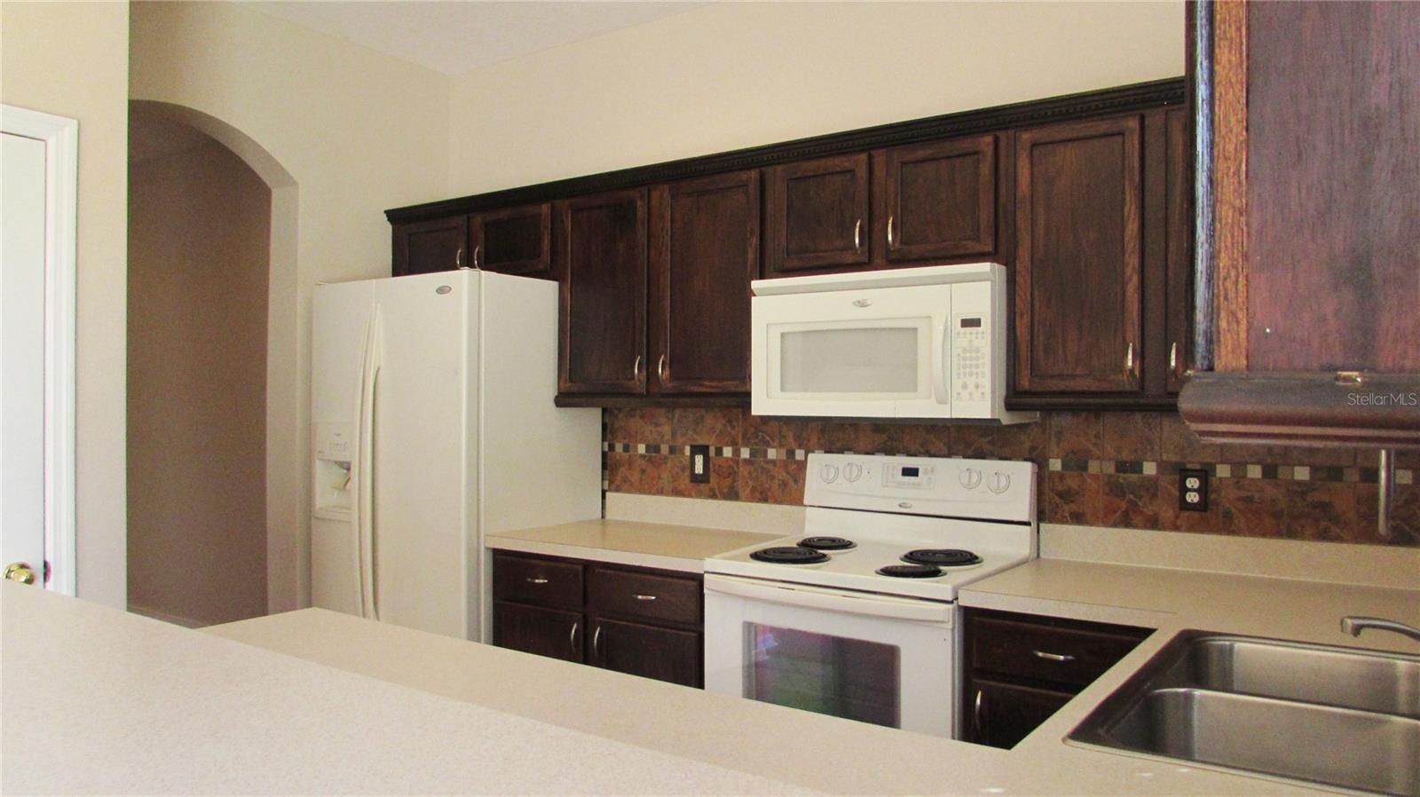 Image 7 of 15 For 9434 Silver Buttonwood Street