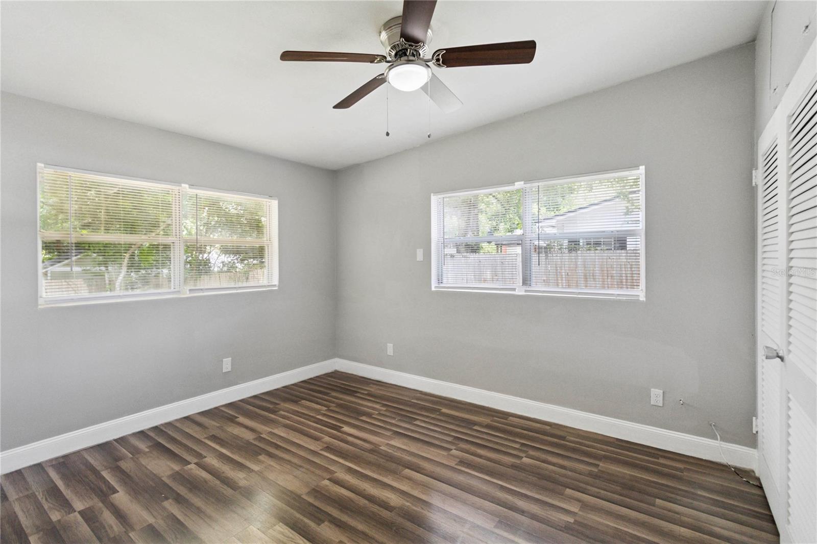 Image 17 of 31 For 1518 Oranole Road