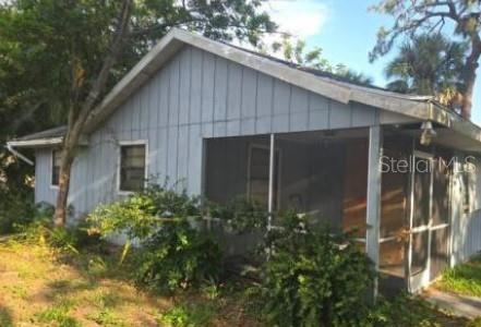 Image 2 of 3 For 3311 Salford Boulevard