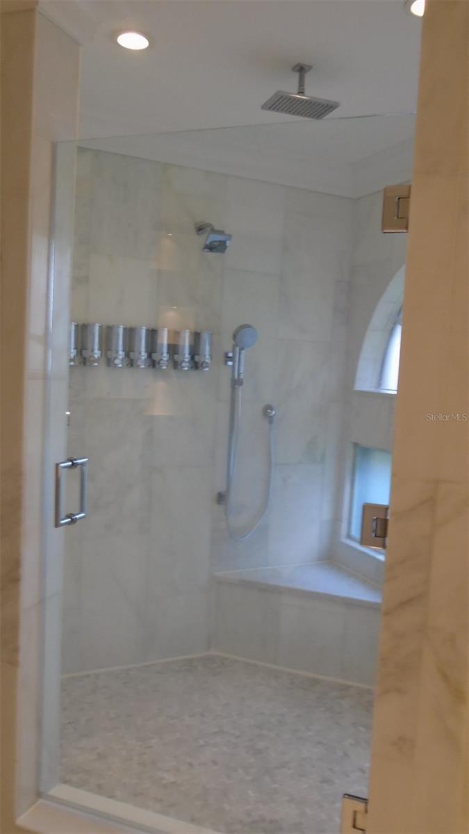 Image 11 of 19 For 1249 Lake Willisara Circle Ge