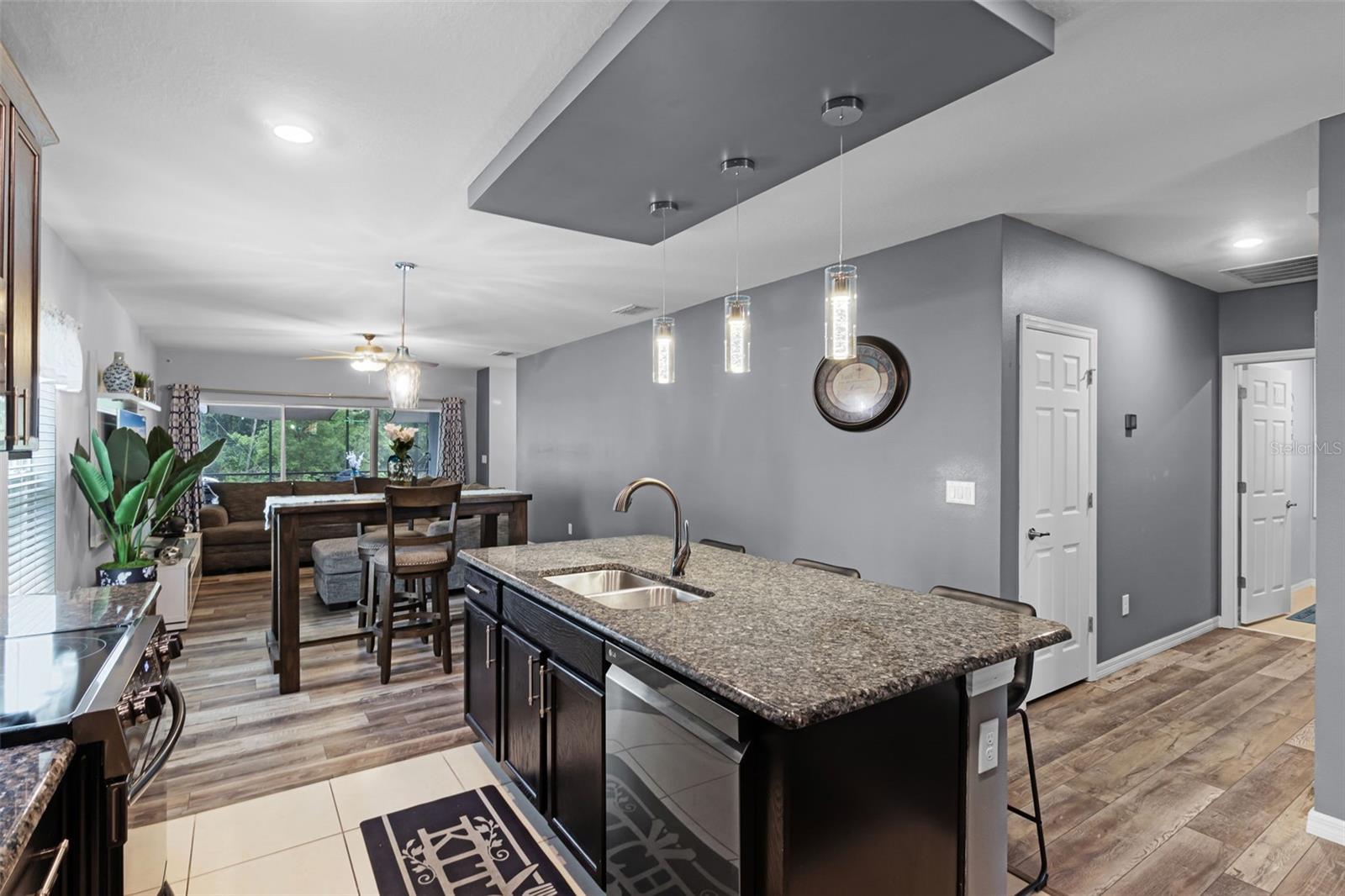 Image 10 of 49 For 3525 Davenport Creek Court