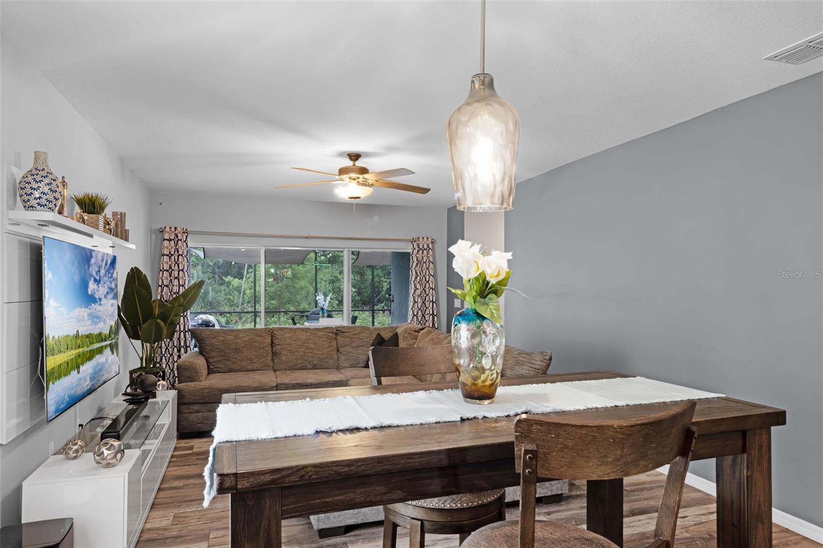 Image 12 of 49 For 3525 Davenport Creek Court
