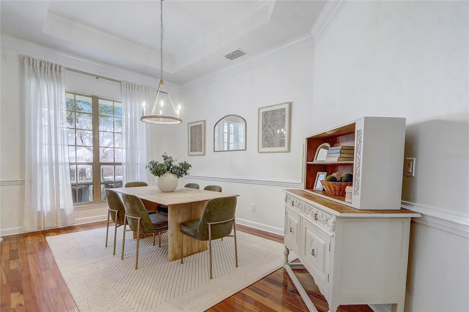 Image 10 of 61 For 1534 St Edmunds Place