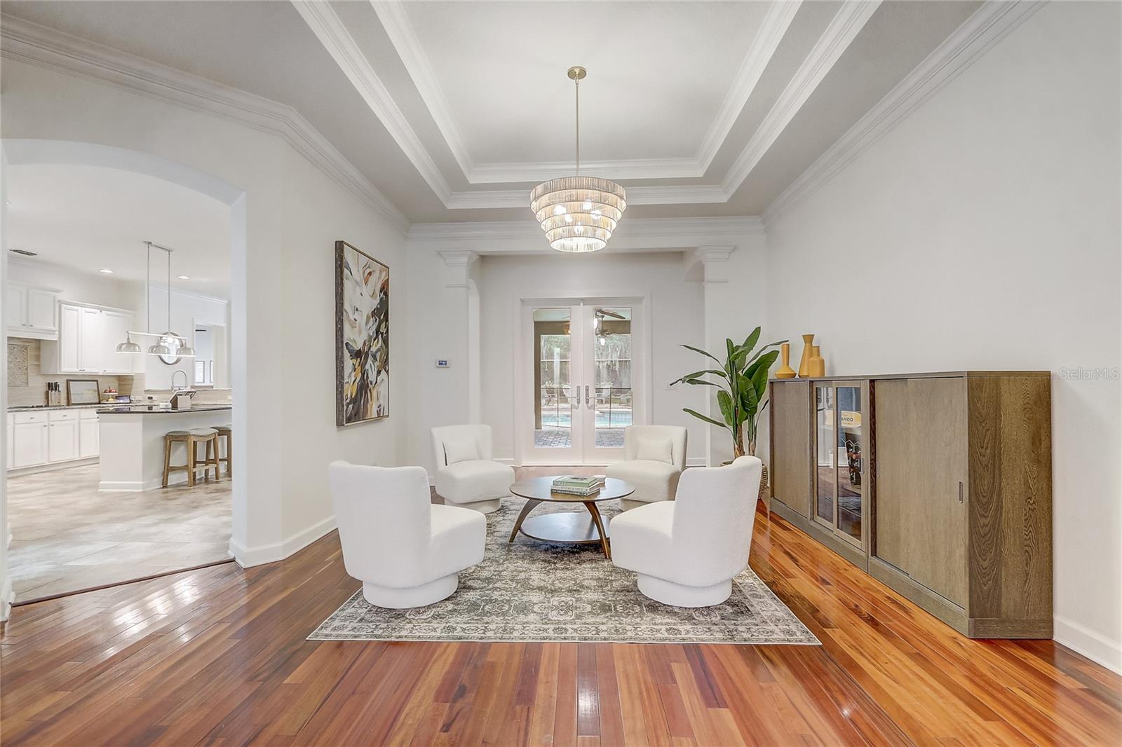 Image 6 of 61 For 1534 St Edmunds Place