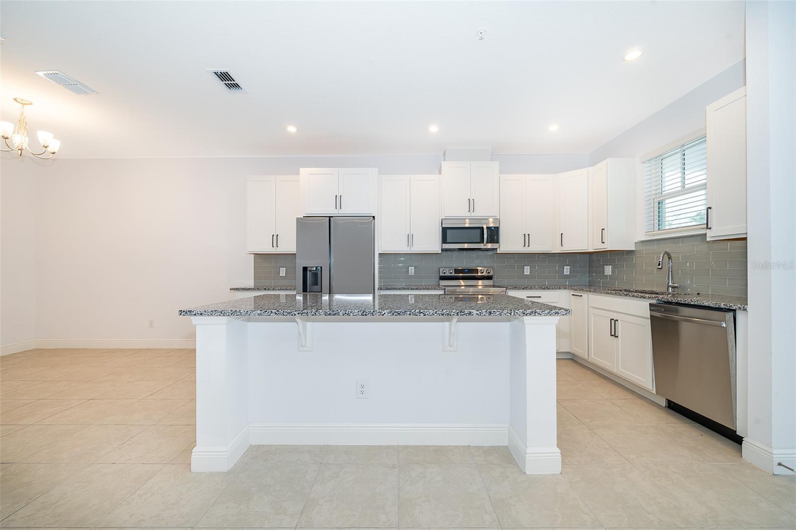 Image 10 of 26 For 7039 Nemours Parkway