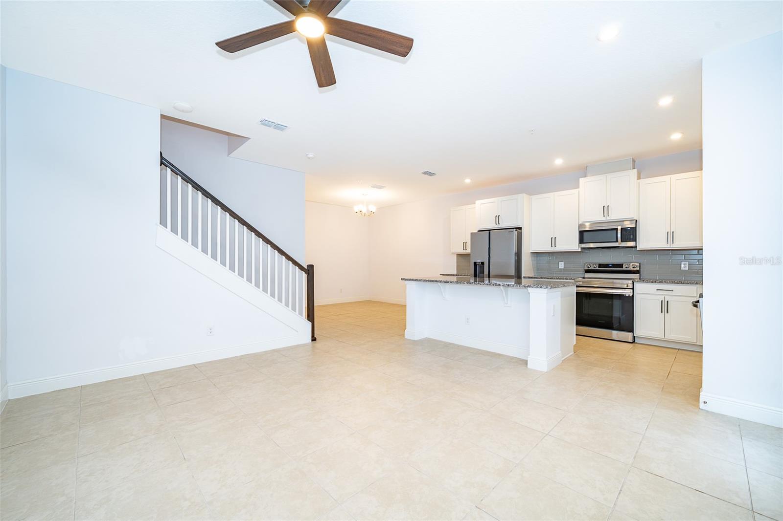 Image 4 of 26 For 7039 Nemours Parkway