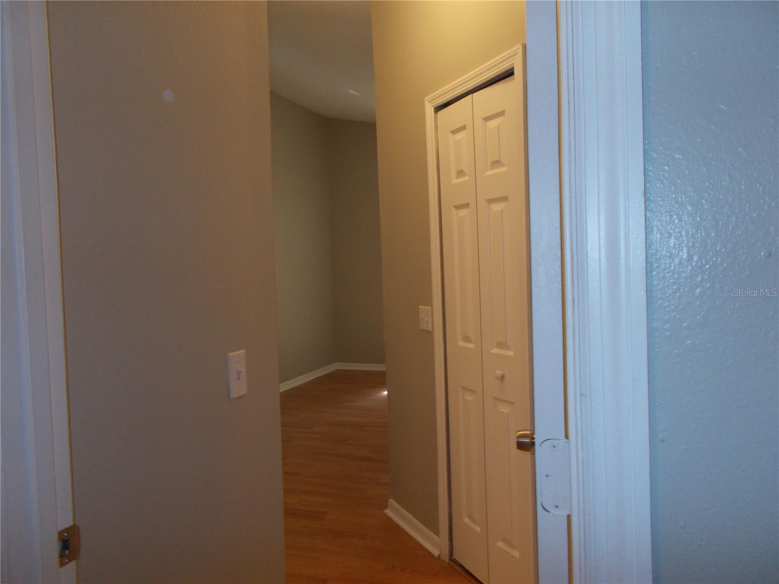Image 10 of 26 For 1661 Windsor Oak Court