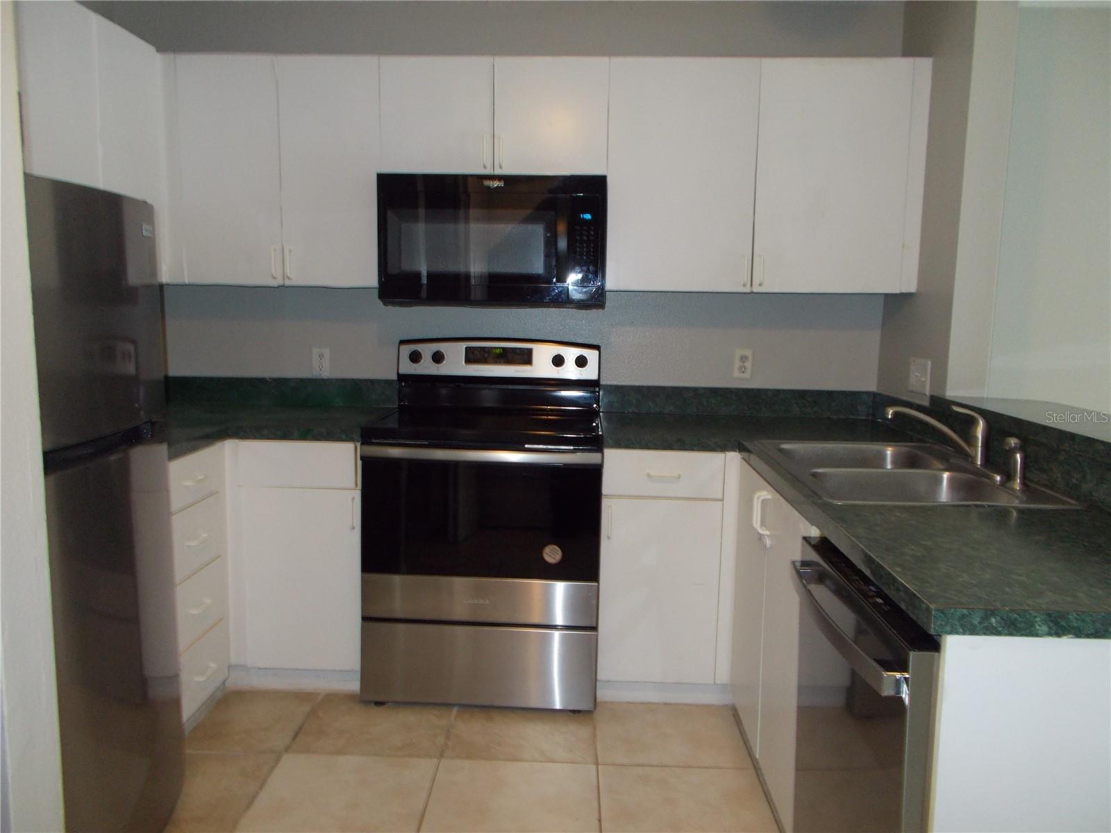 Image 19 of 26 For 1661 Windsor Oak Court