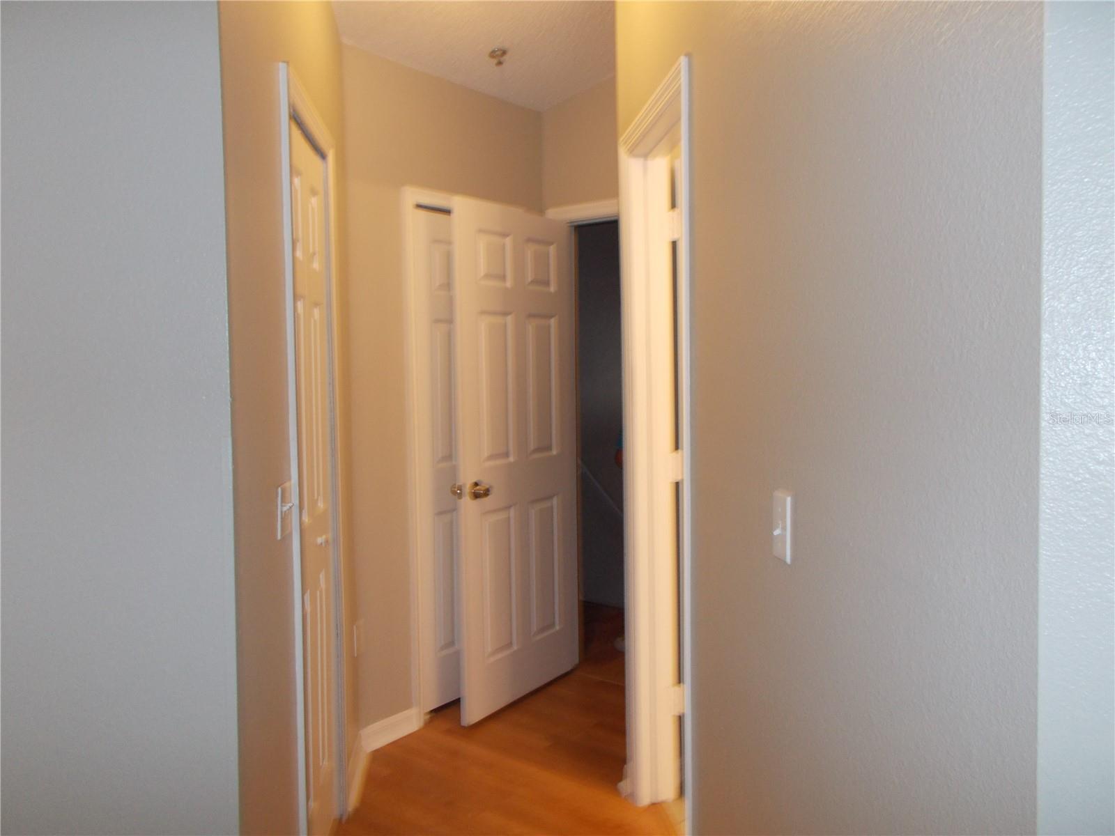 Image 3 of 26 For 1661 Windsor Oak Court