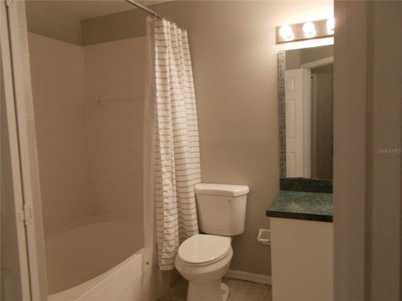 Image 4 of 26 For 1661 Windsor Oak Court