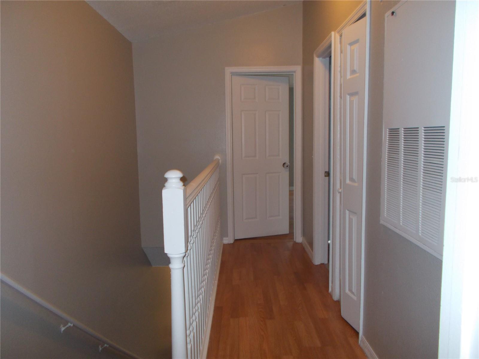 Image 9 of 26 For 1661 Windsor Oak Court