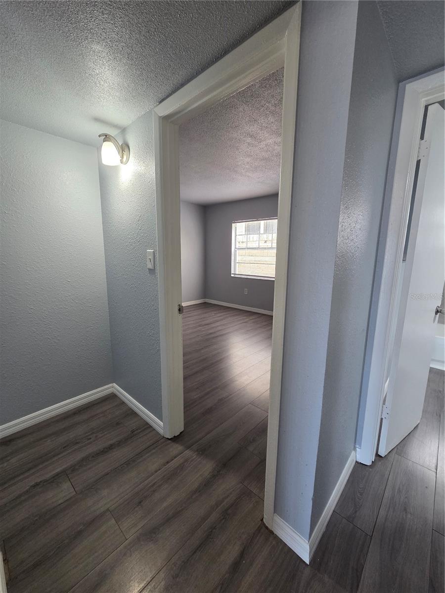 Image 10 of 19 For 706 Dixie Avenue 14