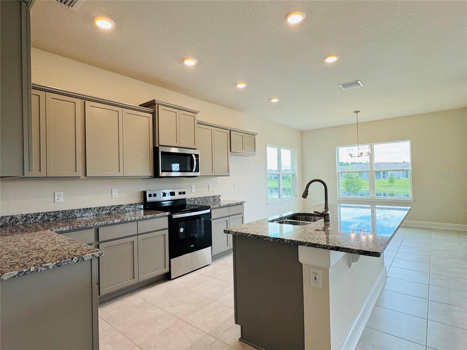 Image 5 of 18 For 4487 Sagefield Drive