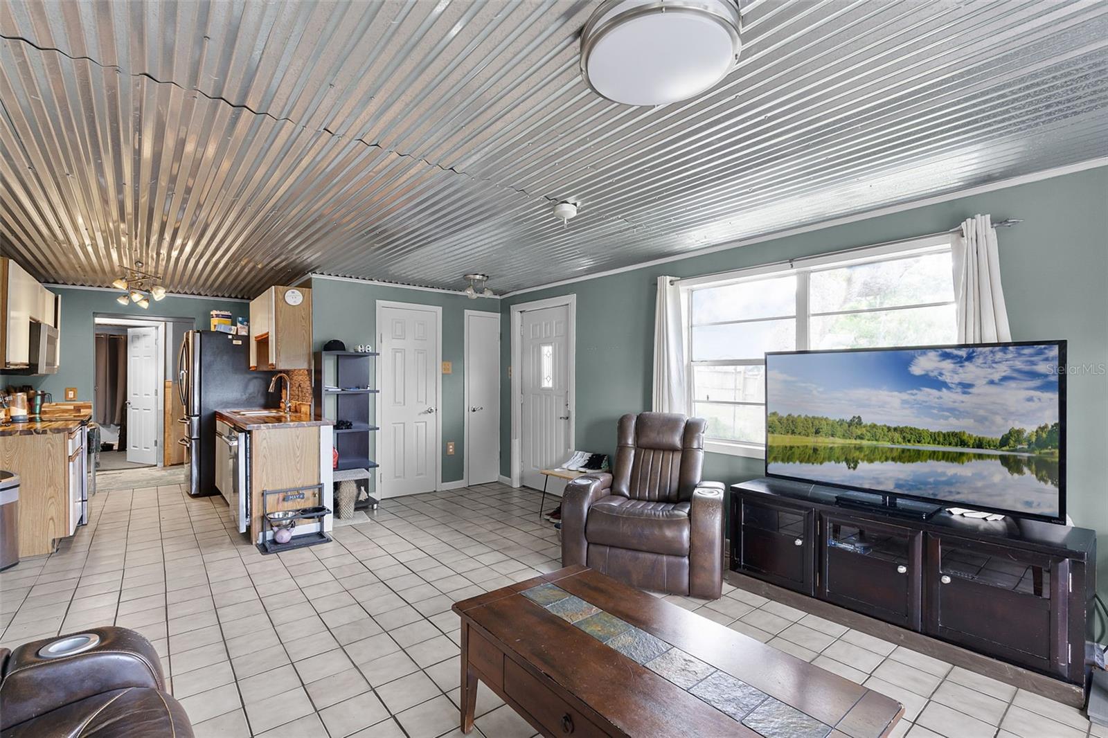 Image 4 of 28 For 17016 Hillcrest View Drive
