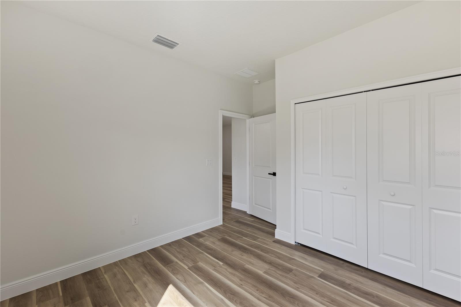 Image 12 of 16 For 764 Marion Oaks Manor
