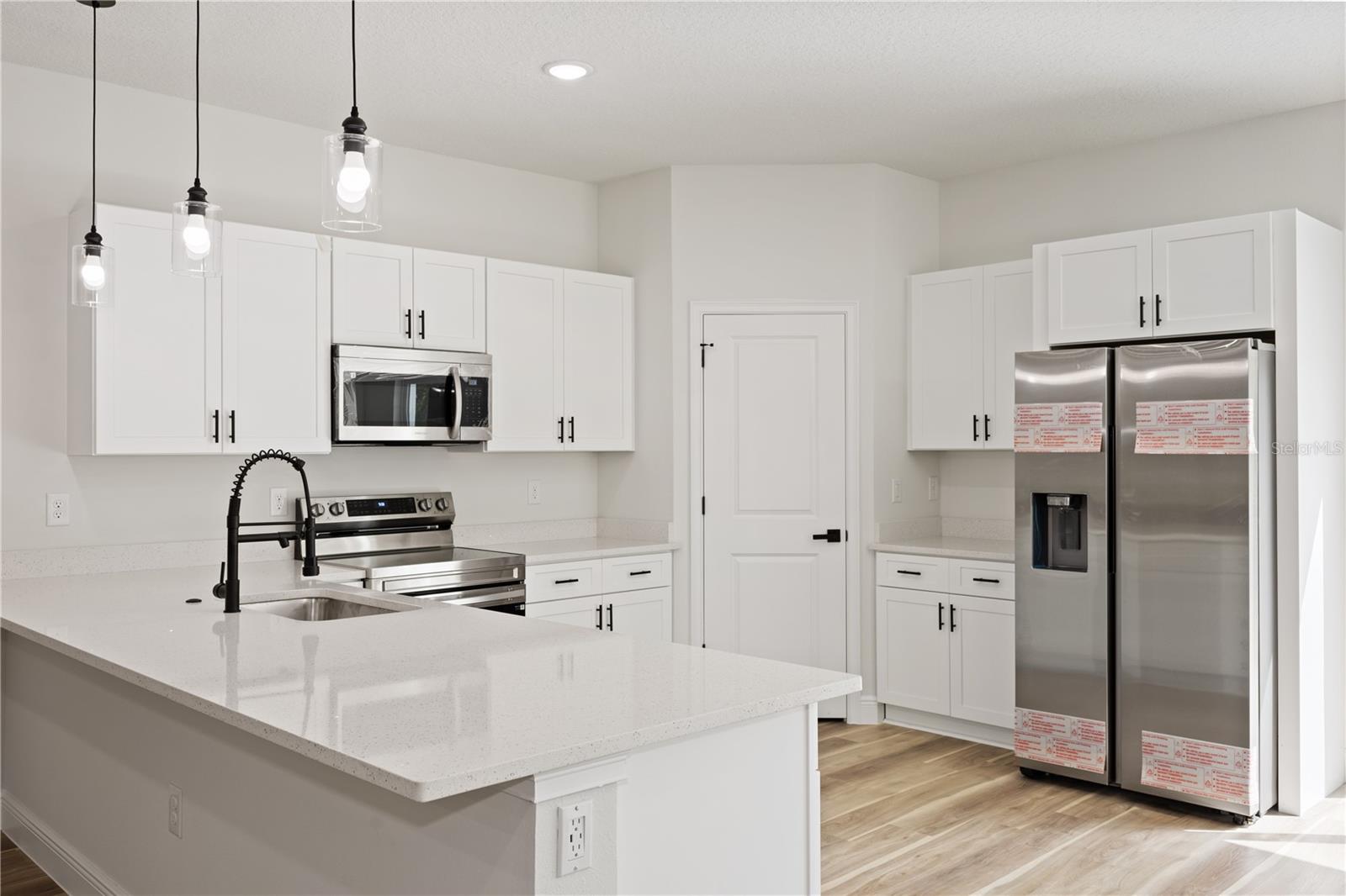 Image 3 of 16 For 764 Marion Oaks Manor