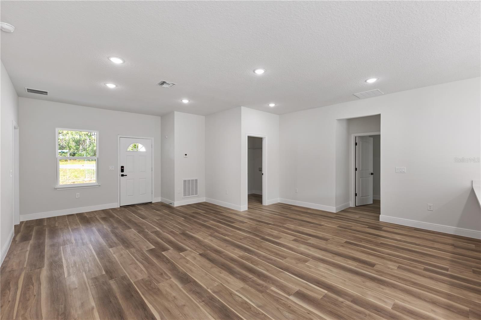 Image 5 of 16 For 764 Marion Oaks Manor