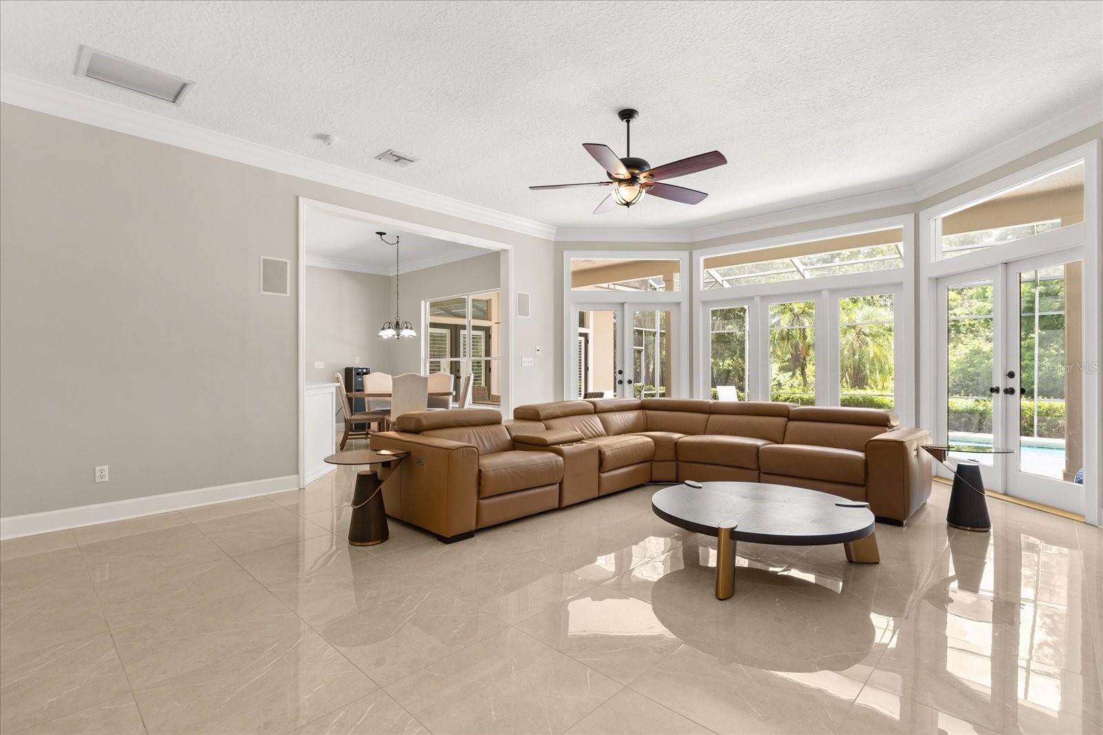 Image 13 of 52 For 8800 Torey Pines Terrace