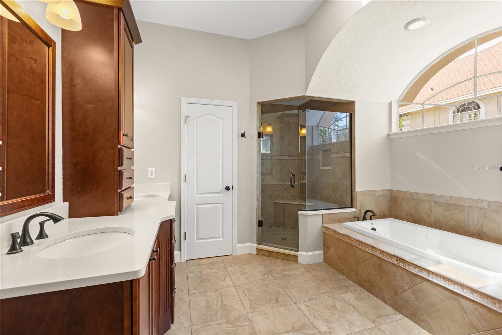 Image 21 of 52 For 8800 Torey Pines Terrace