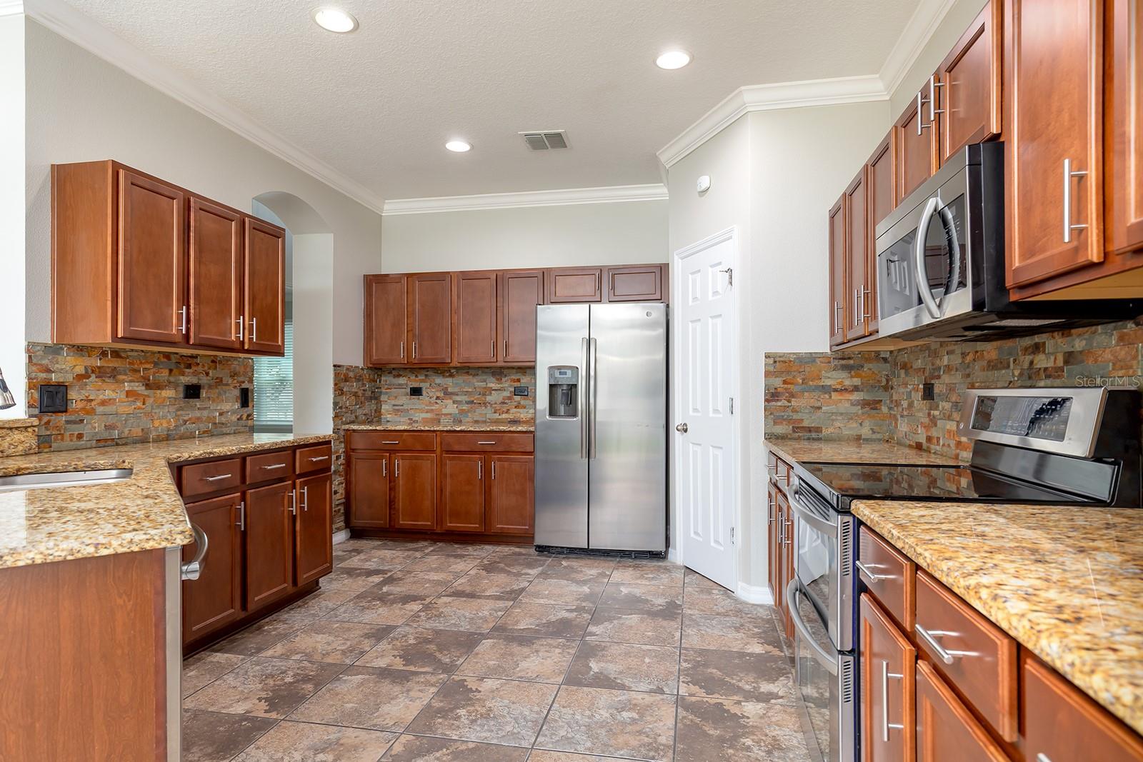 Image 12 of 61 For 15505 Belle Meade Drive
