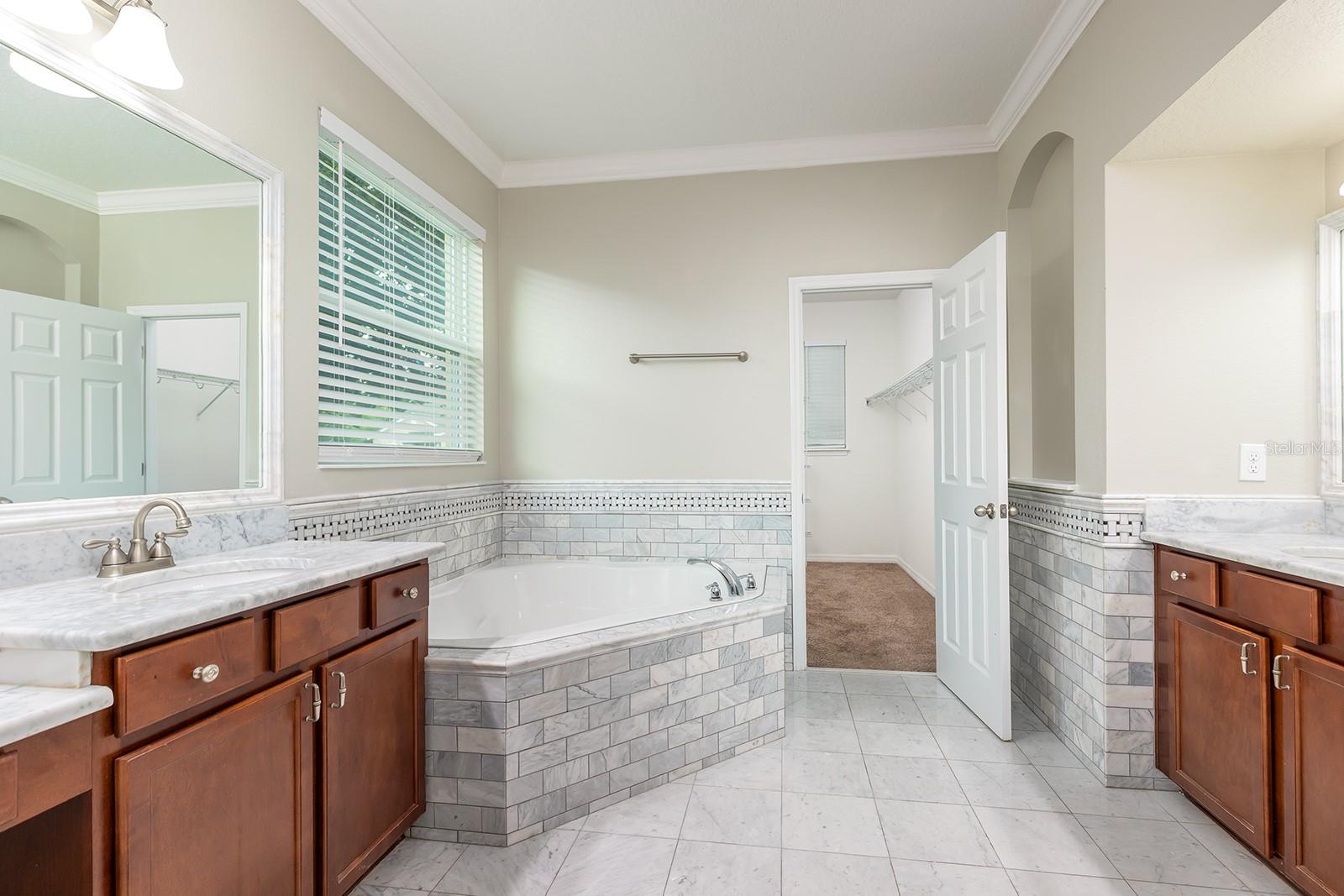 Image 22 of 61 For 15505 Belle Meade Drive